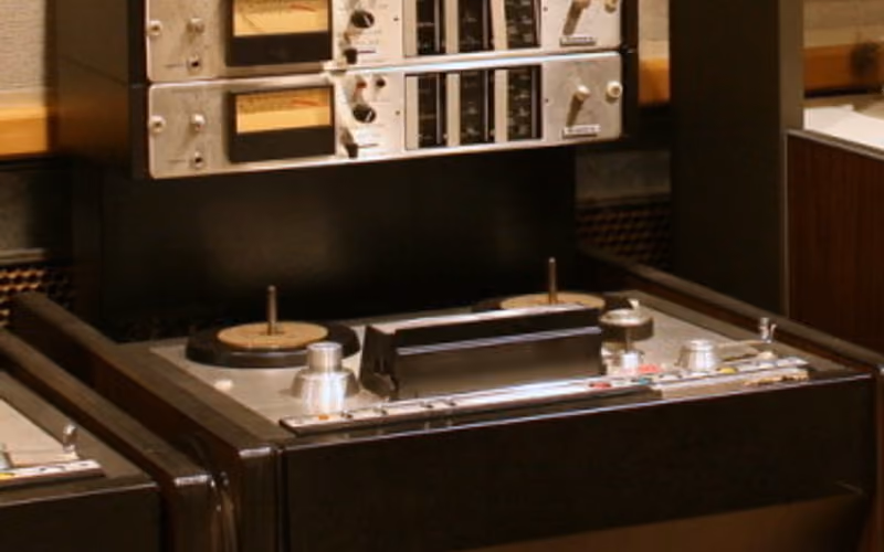 Ampex studio tape machines and mastering-style metering for soft clipping and peak control
