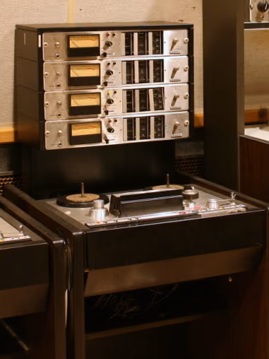 Ampex studio tape machines and mastering-style metering for soft clipping and peak control